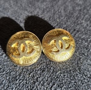CHANEL Gold Plated CC Clip On Earrings